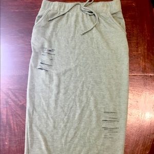 Fashion nova army green knee length skirt